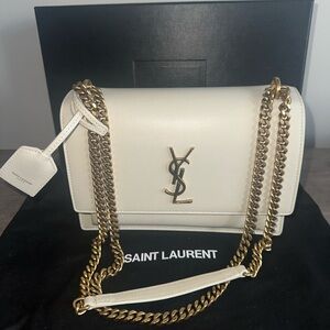 YSL Sunset Medium in Smooth Leather.